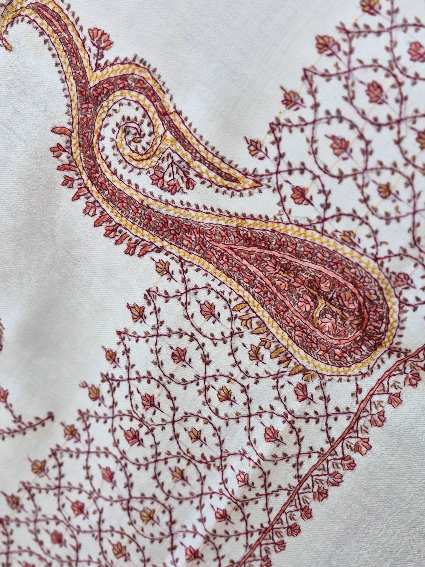 Noor-e-Suzni Kashmiri Hand Embroidered Shawl