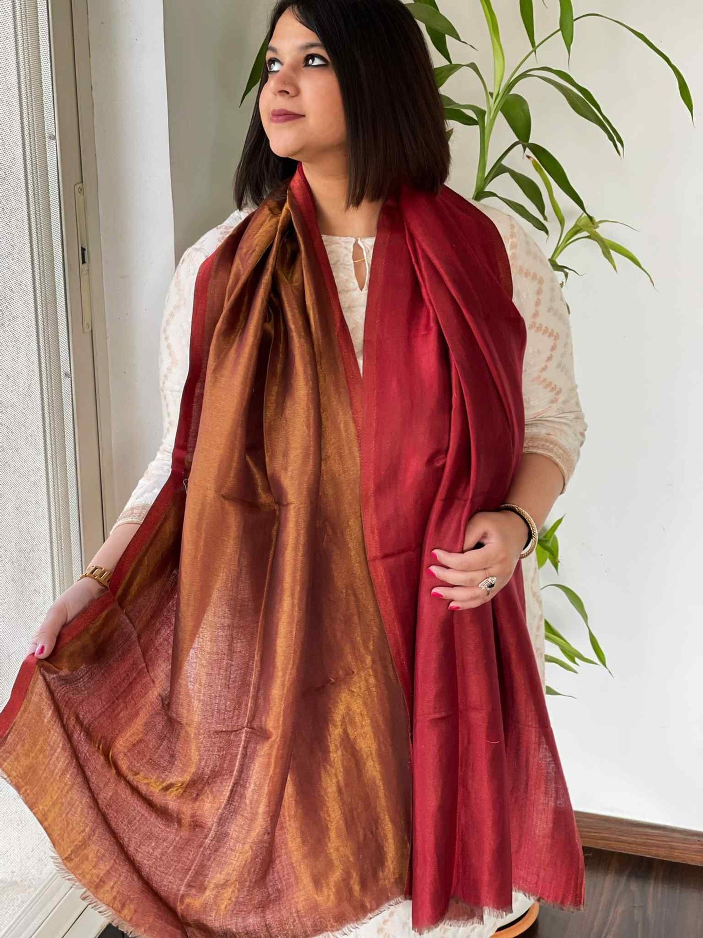 Moonlight Zeri Shawl – Deep Ruby Red with Antique Gold Glow