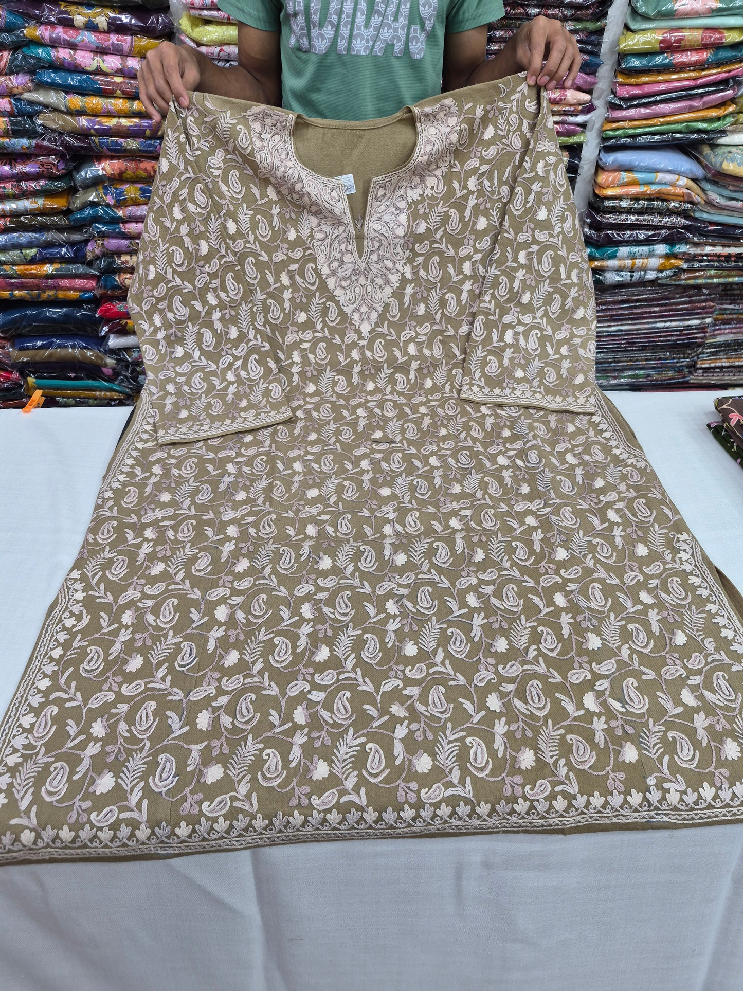 Ari Jaaldar Hand Emb Phiran –