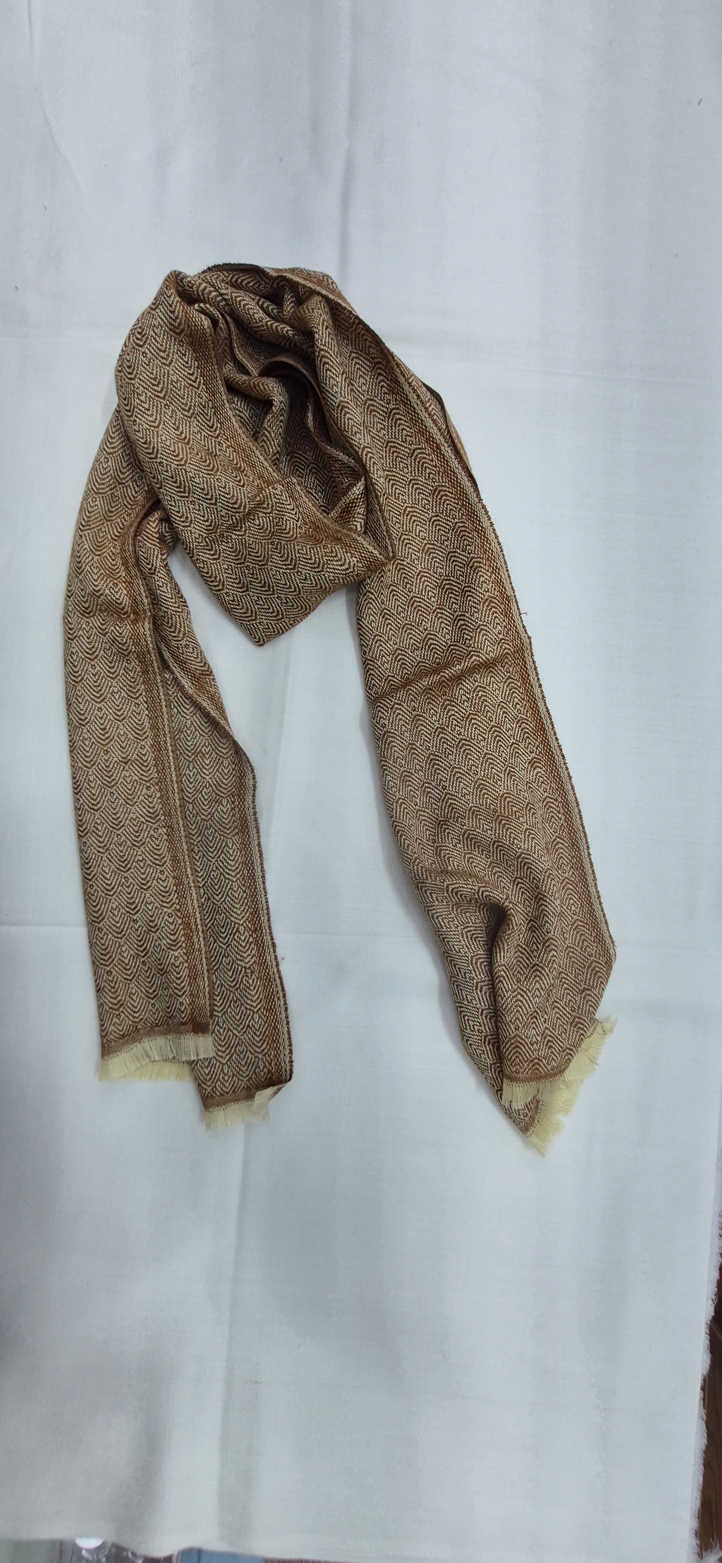 Checkered Jamawar Men’s Woollen Muffler