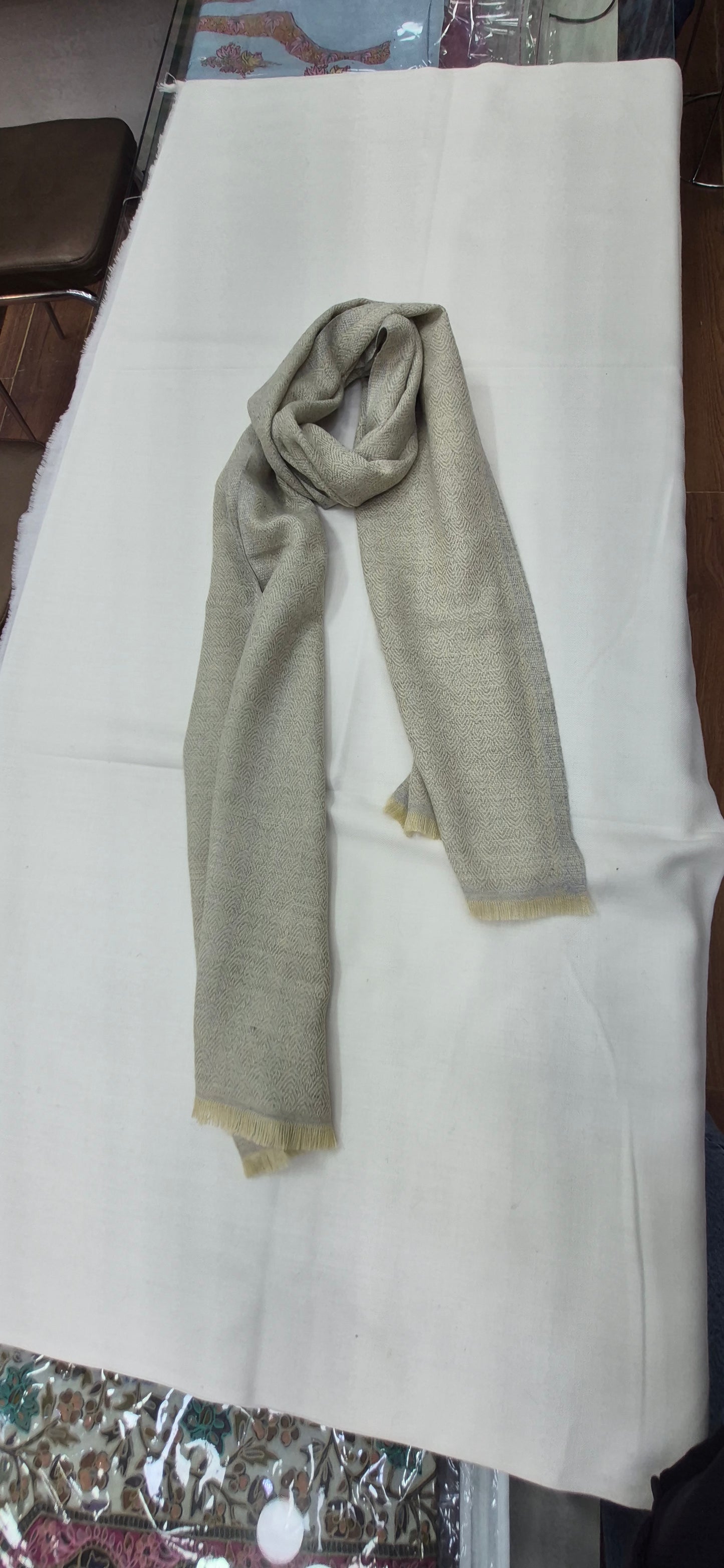 Checkered Jamawar Men’s Woollen Muffler