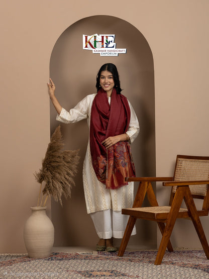 Maroon Women's Woollen Shawl with Kaani Palla Pattern.