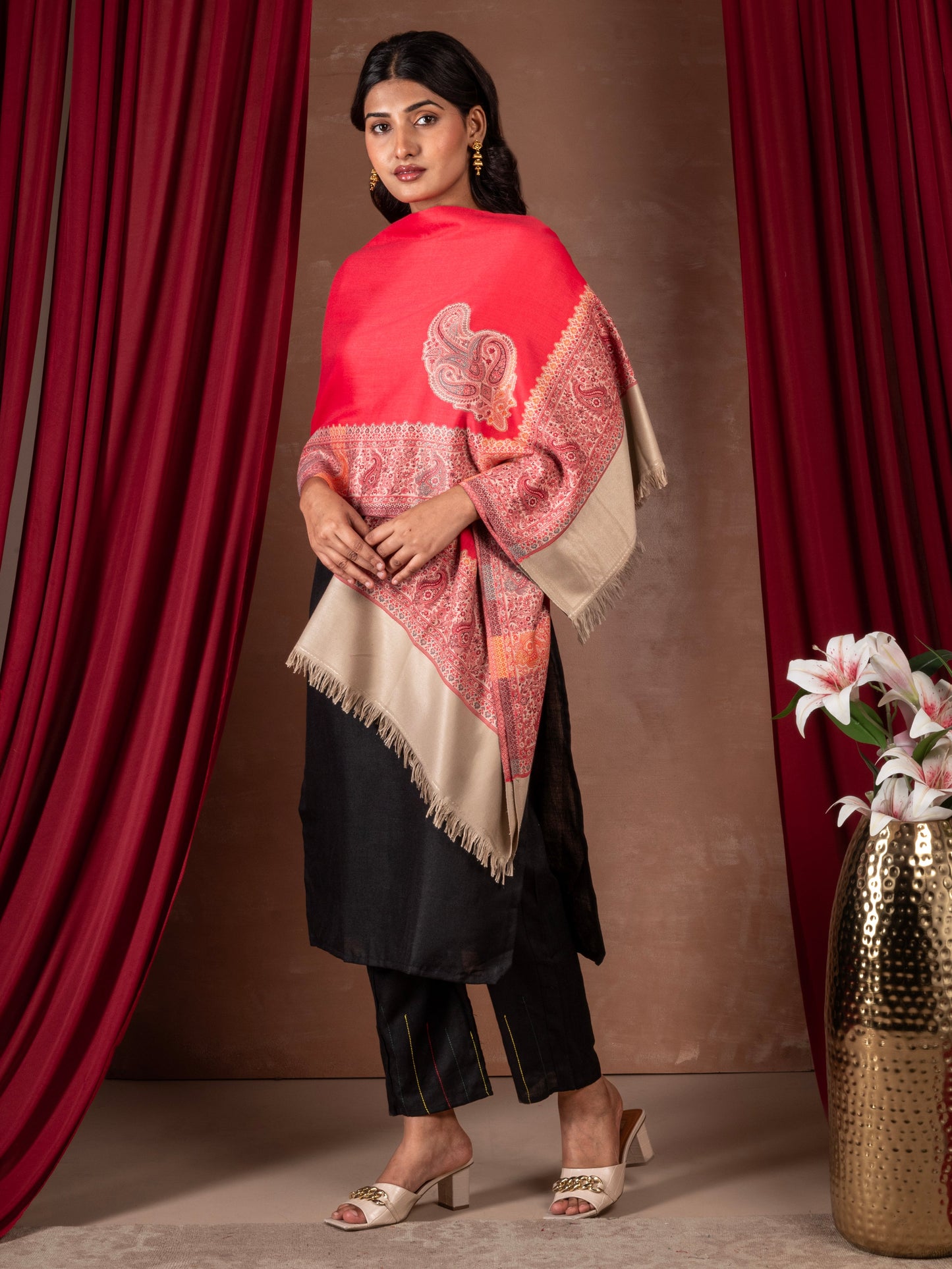 Women Faux Pashmina Shawl with Paisley Motif