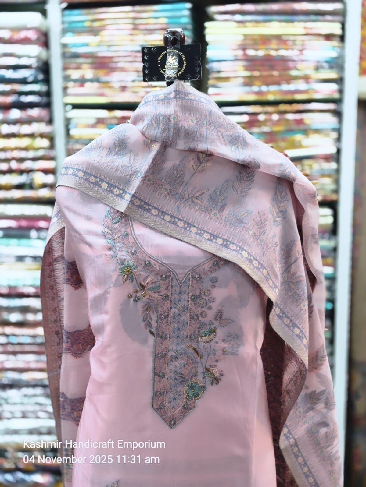 💫💫Shahi Resham by Regal Loom __Pure Kashmiri silk woven suit .