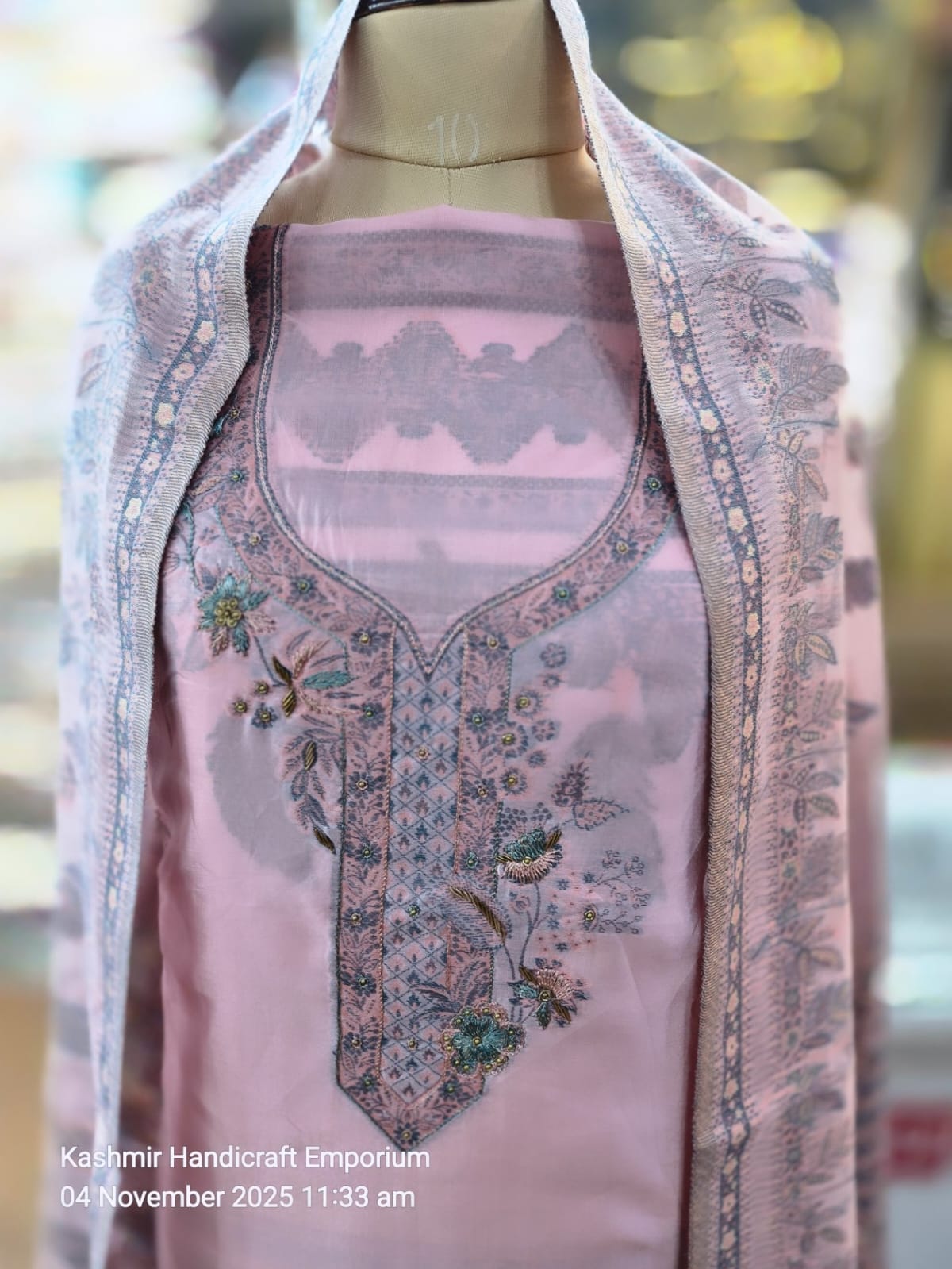 💫💫Shahi Resham by Regal Loom __Pure Kashmiri silk woven suit .