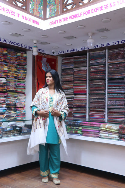 Gorgeous Warm and Soft Kashmiri Shawl