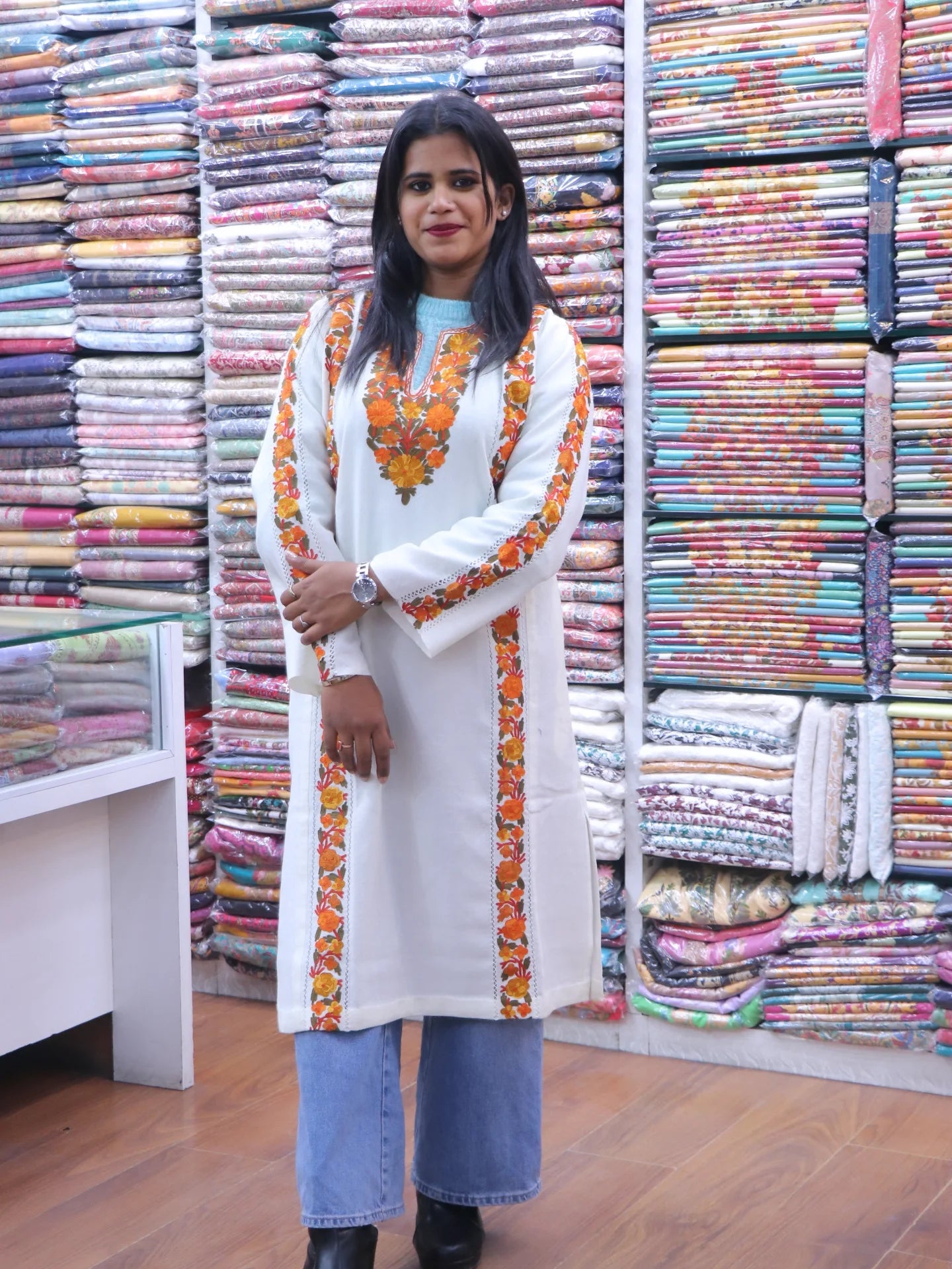 Ultra fine Women's kashmiri cutwork pherans. Lightweight  Handmade