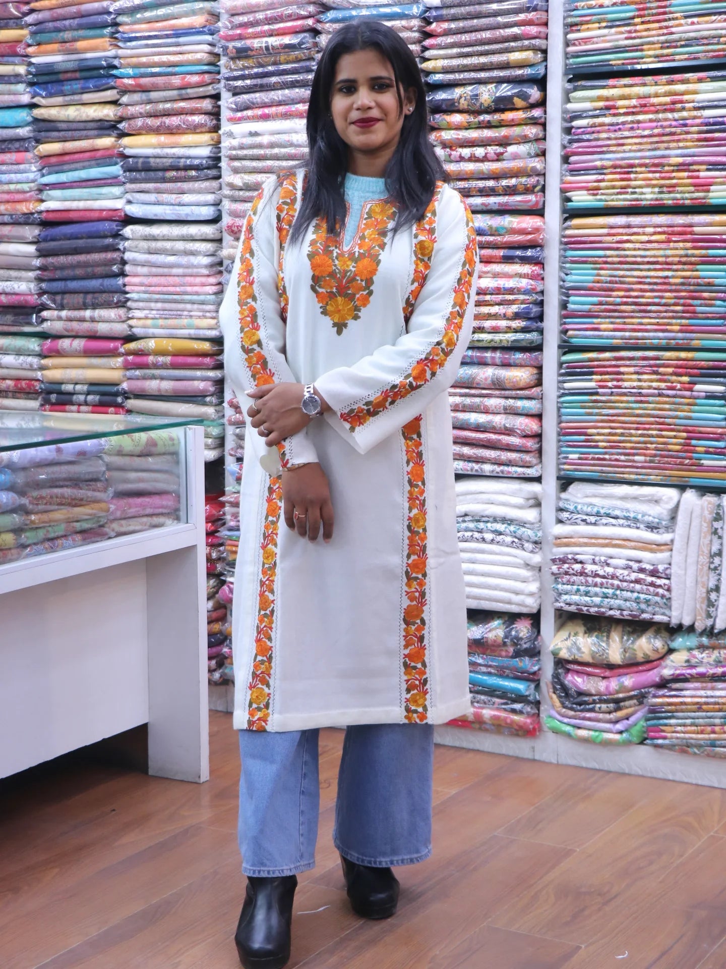 Ultra fine Women's kashmiri cutwork pherans. Lightweight  Handmade